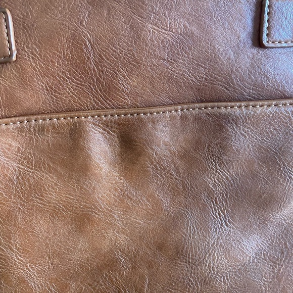 Miztique Crossbody Large Bag Saddle Brown Color. Vegan Leather Striped Interior - Picture 11 of 15